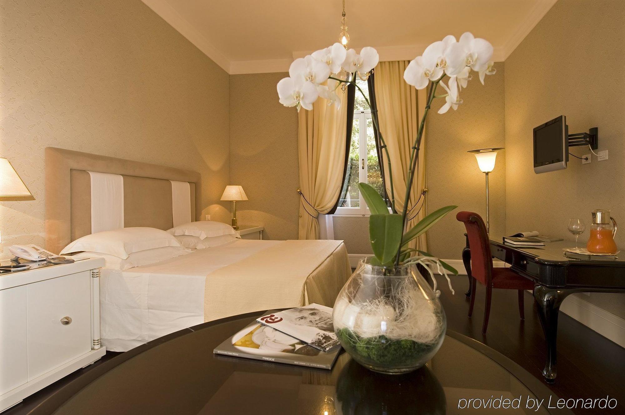 Hotel Regency - Small Luxury Hotels Of The World Florence Room photo